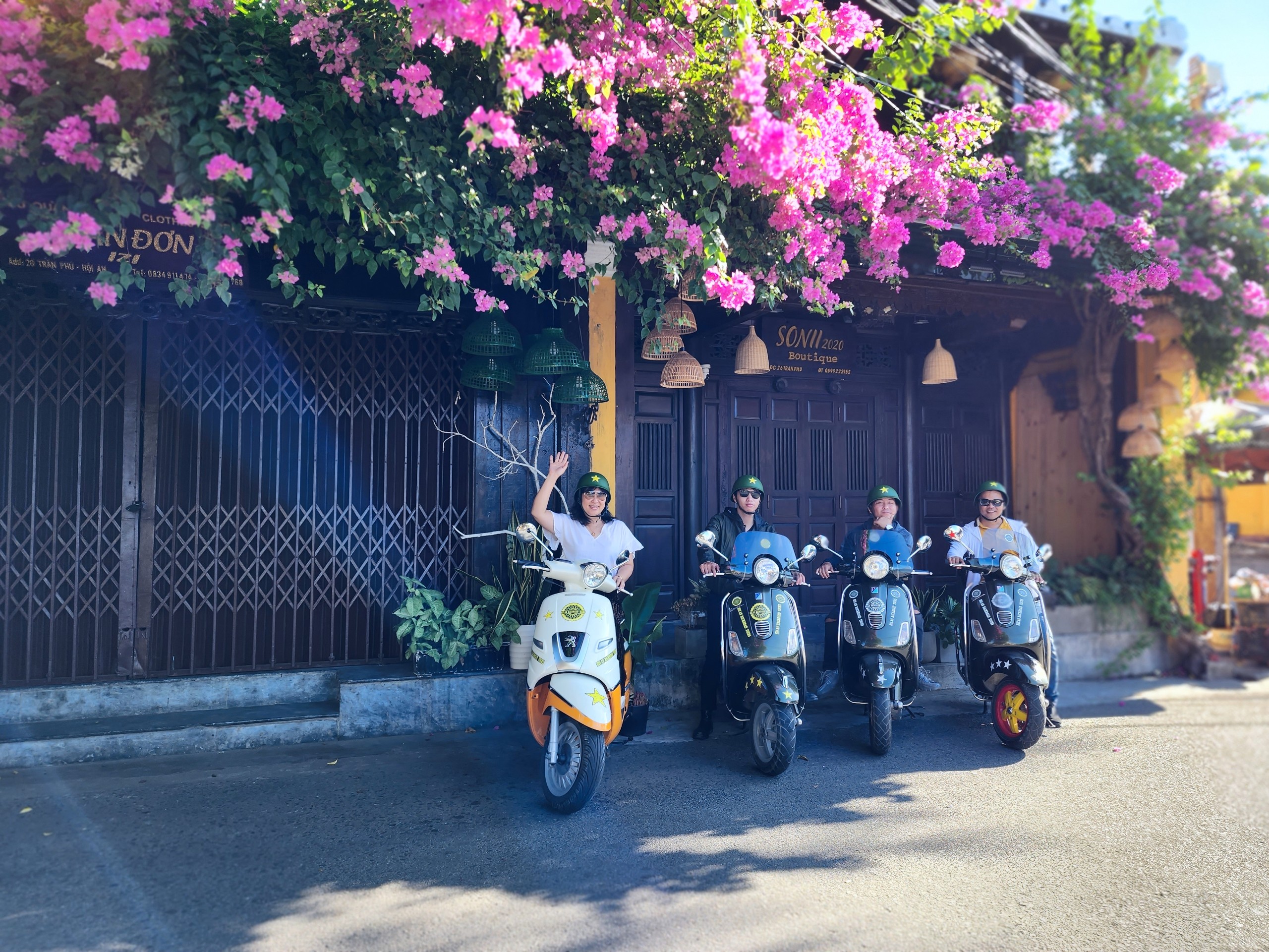 一日游 I 通过Vespa摩托车体验会安郊区的文化